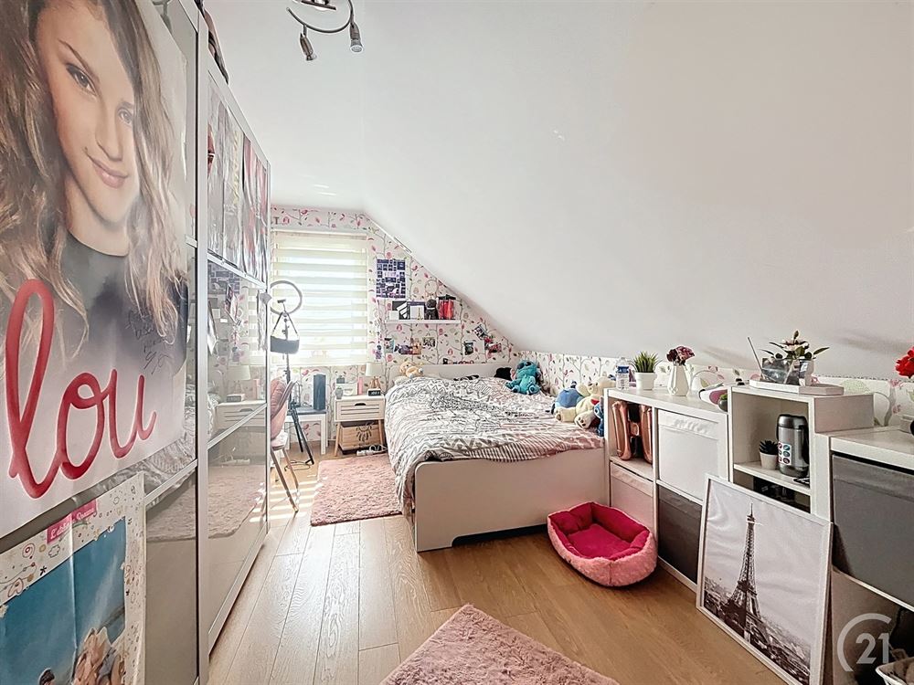 SUPERBE VILLA - 3 CHAMBRES - GARAGE - JARDIN