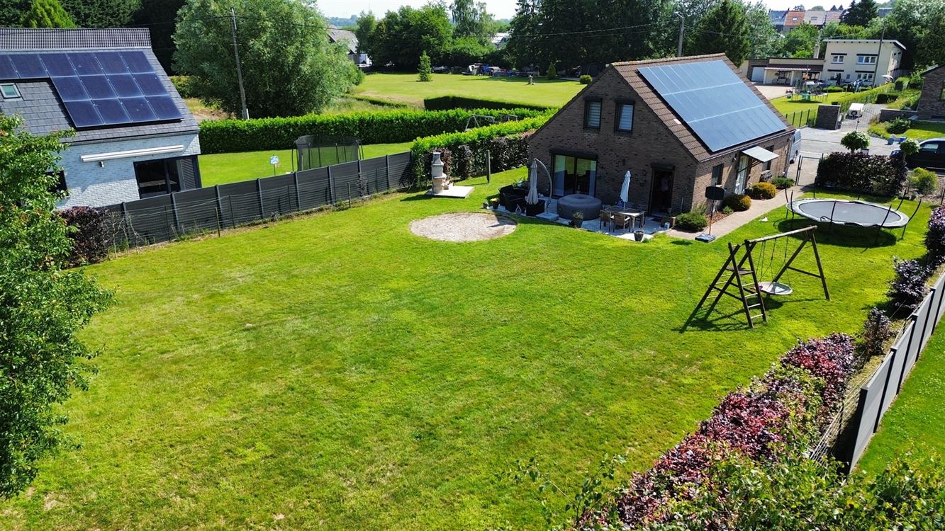 SUPERBE VILLA - 3 CHAMBRES - GARAGE - JARDIN