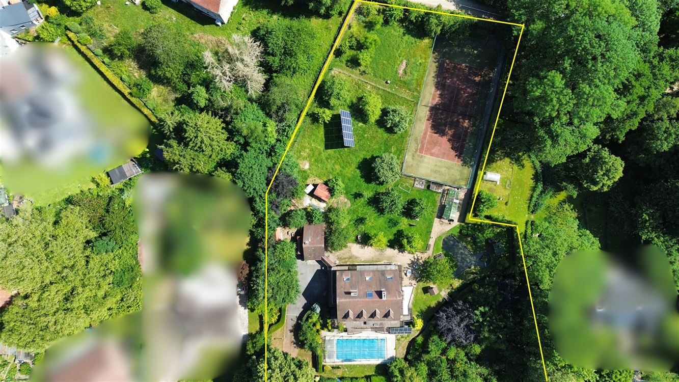 VILLA 4 CHAMBRES, PISCINE, TERRAIN DE TENNIS