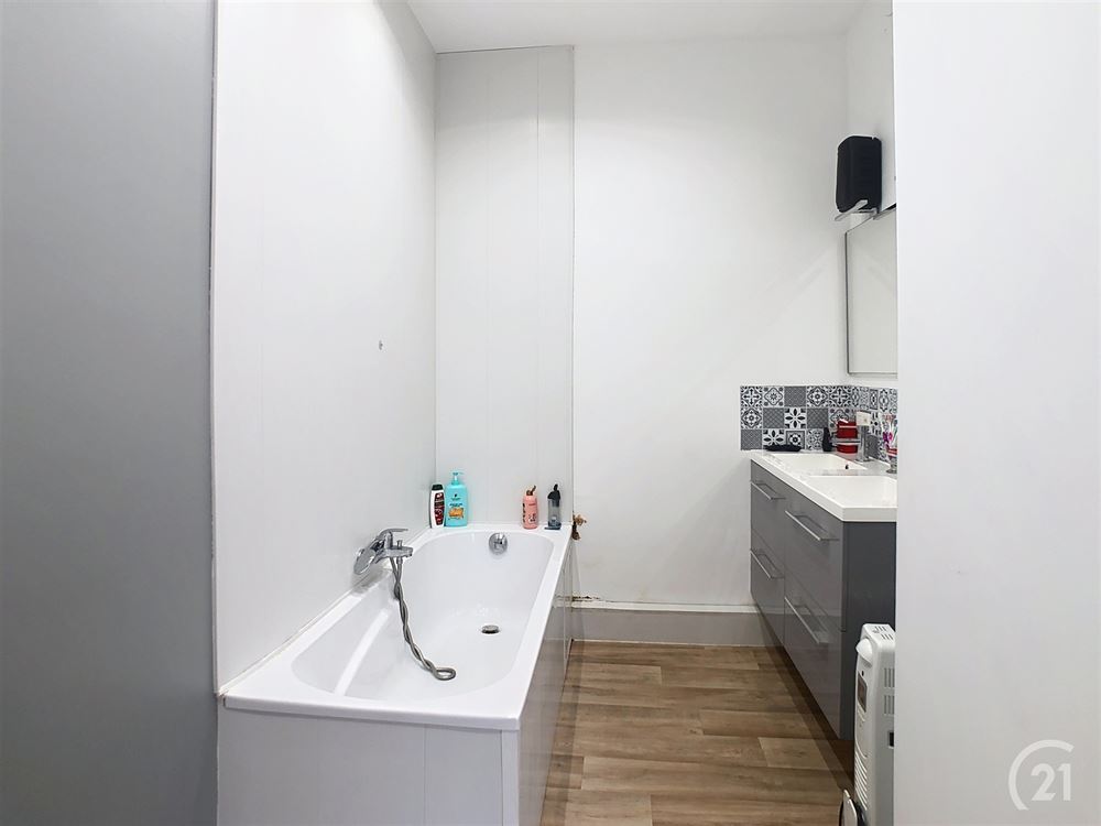 Immeuble de rapport - usage mixte résidentiel