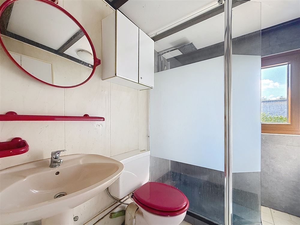 JOLI CHALET 2 CHAMBRES - SEJOUR LUMINEUX