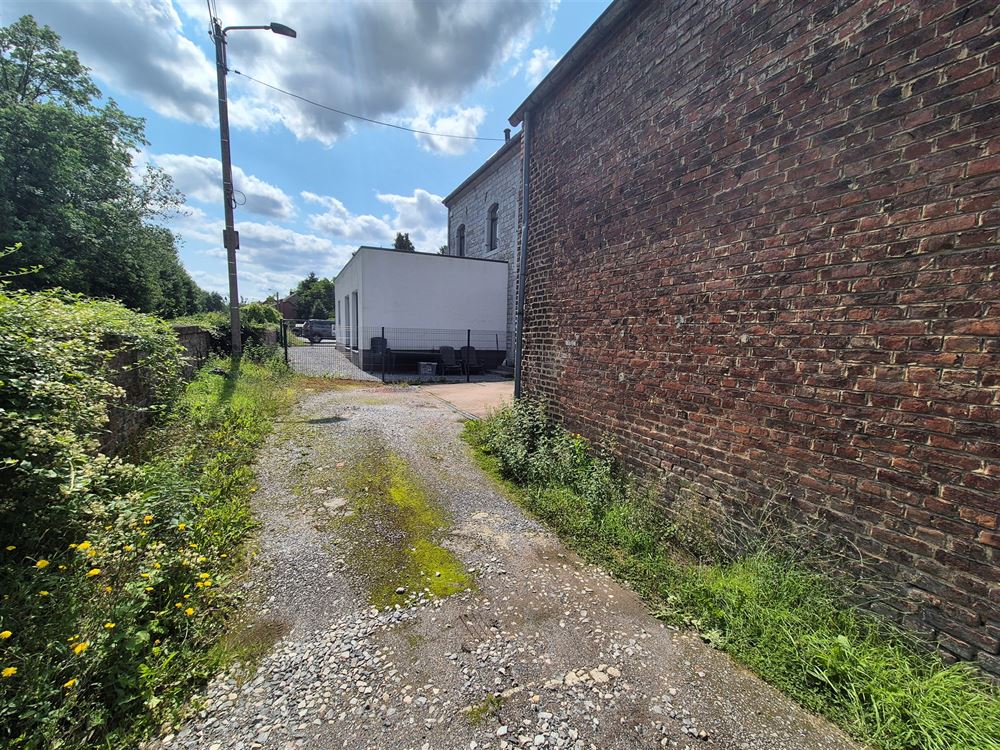 MAISON 3 CHAMBRES, COUR ET GARAGE