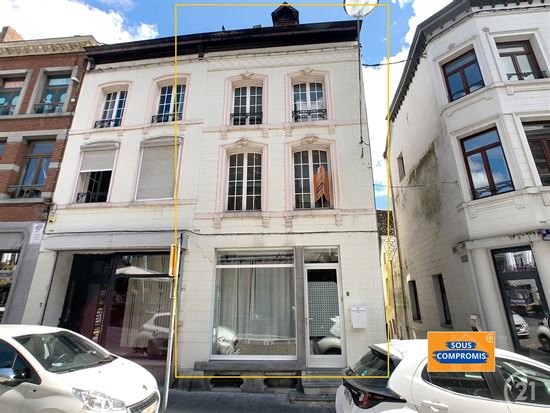 Maison à usage commercial à rénover