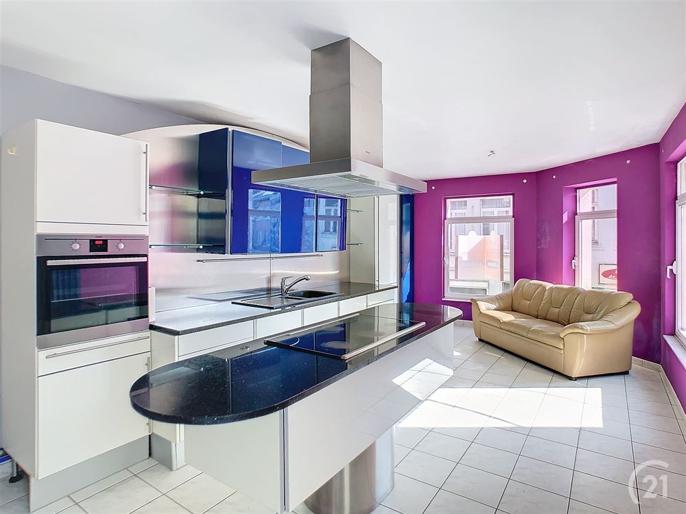 Bel-étage 2 chambres avec ascenseur