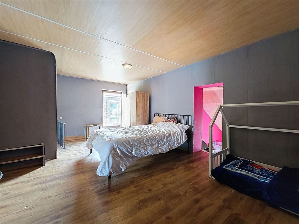 MAISON - JARDIN - 3 CHAMBRES - GRENIER AMENAGEABLE