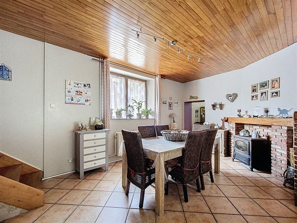 MAISON 3 CHAMBRES, COUR ET GARAGE