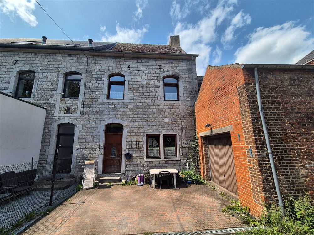 MAISON 3 CHAMBRES, COUR ET GARAGE