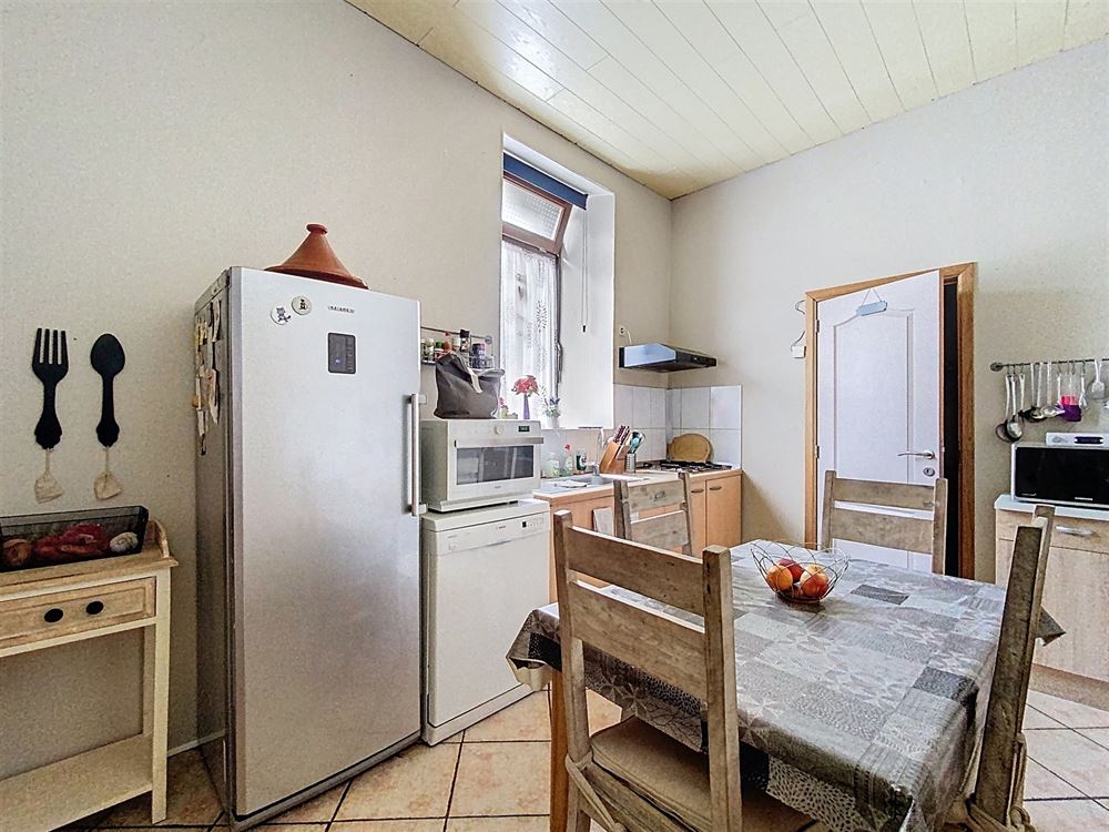 MAISON 3 CHAMBRES, COUR ET GARAGE