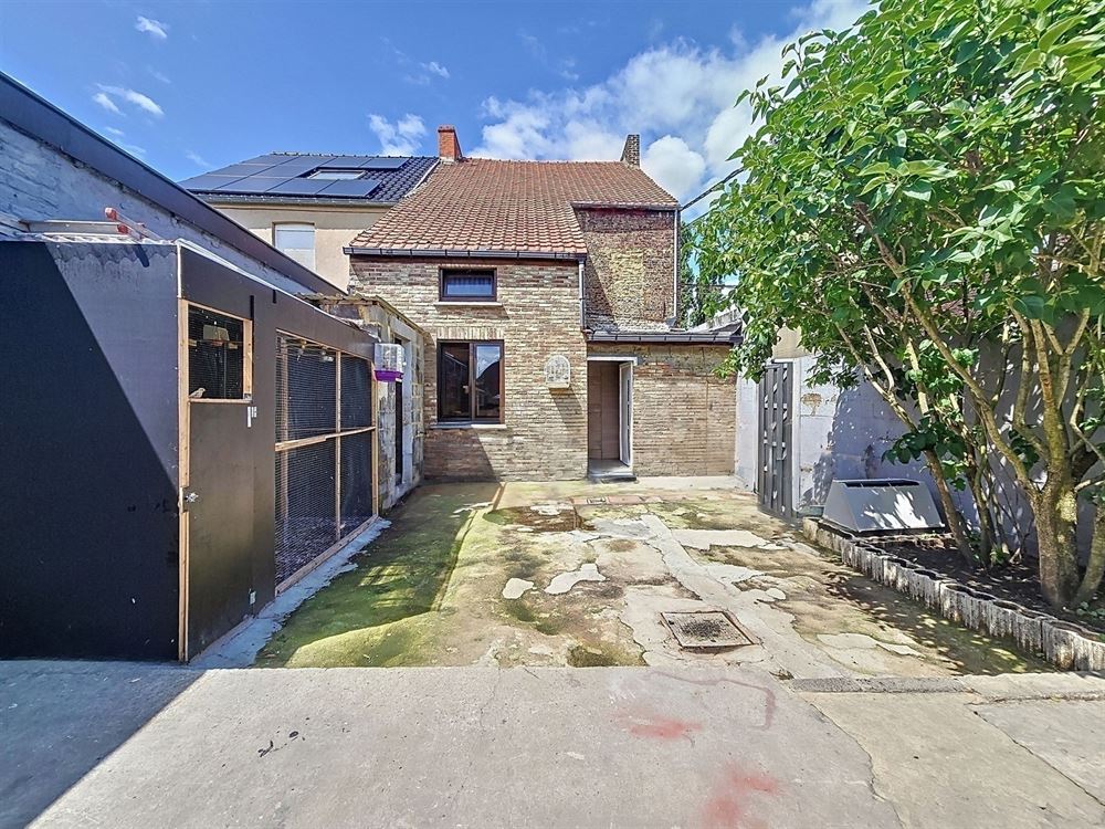 MAISON - JARDIN - 3 CHAMBRES - GRENIER AMENAGEABLE