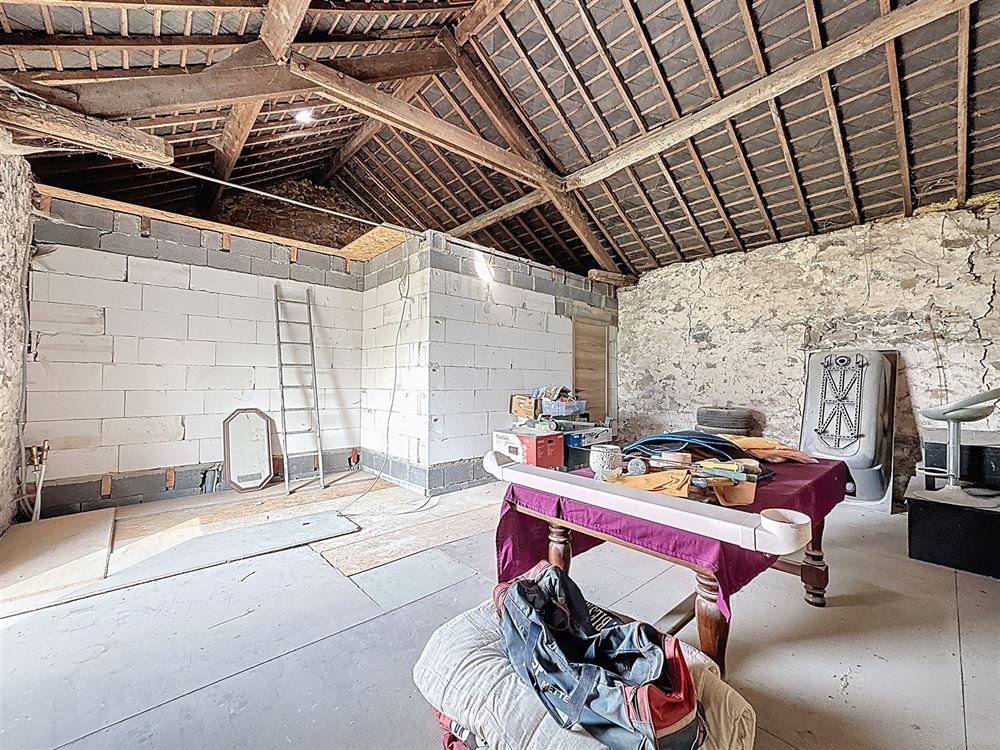 MAISON - 2 CHAMBRES - GARAGE - JARDIN