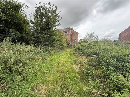 Terrain à batir de 7 ares et 18 CA