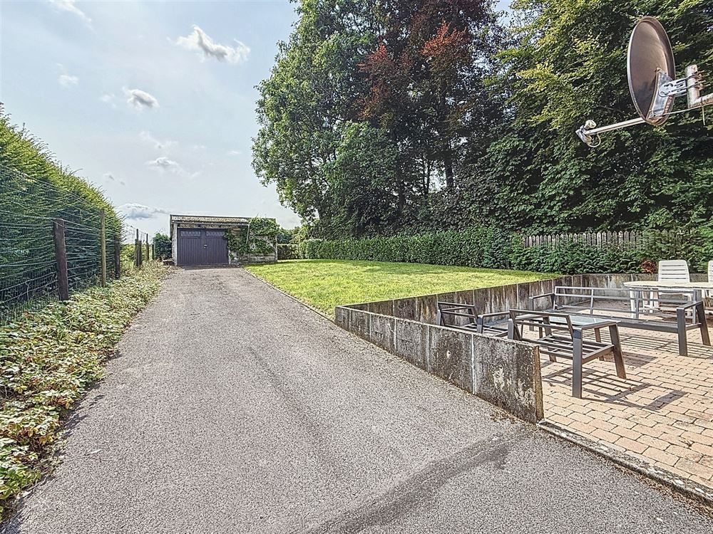 VILLA - 2 CHAMBRES - GARAGE - JARDIN