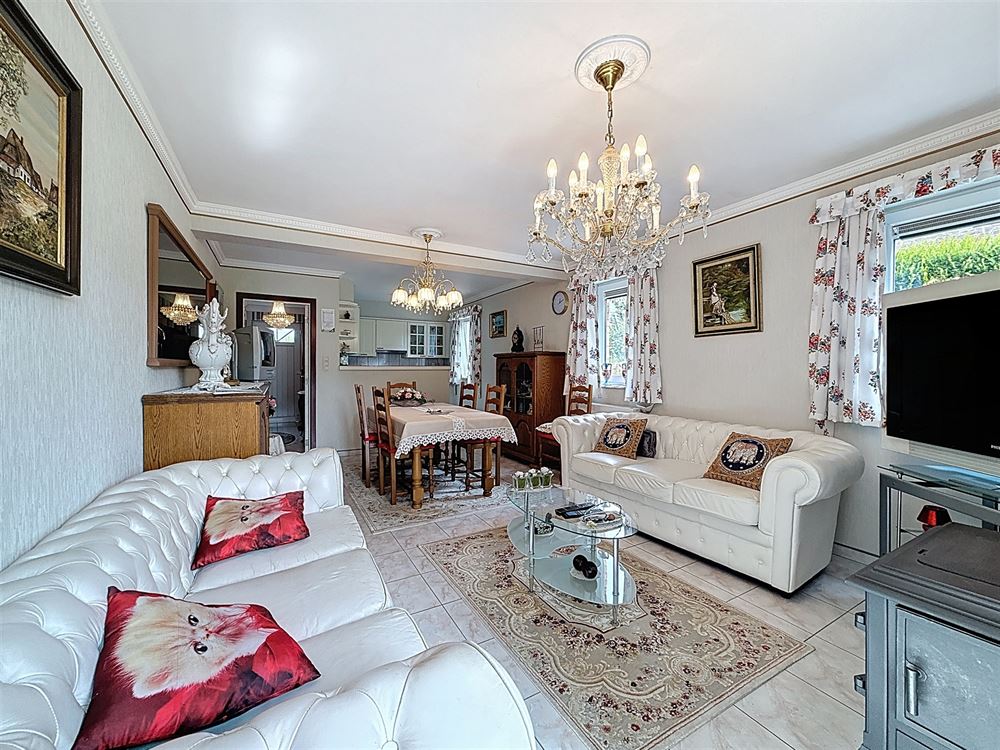 VILLA - 2 CHAMBRES - GARAGE - JARDIN