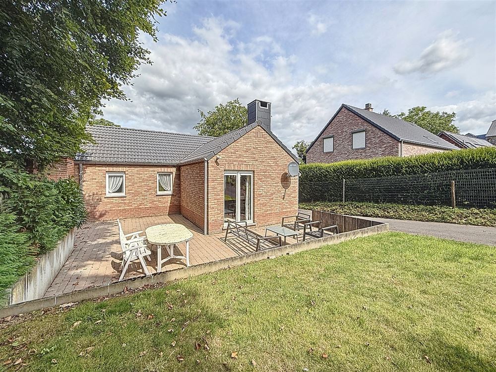 VILLA - 2 CHAMBRES - GARAGE - JARDIN