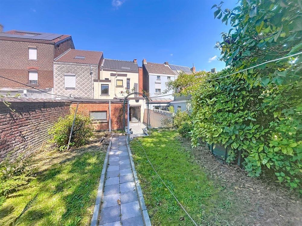 MAISON 4 CHAMBRES - JARDIN - GARAGE