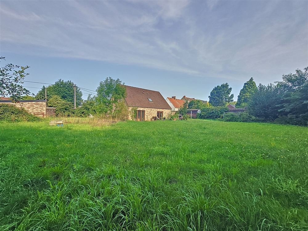 MAGNIFIQUE VILLA - GARAGE - JARDIN - PEB B