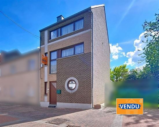 MAISON - 3 CHAMBRES - JARDIN - PARKING PRIVATIF
