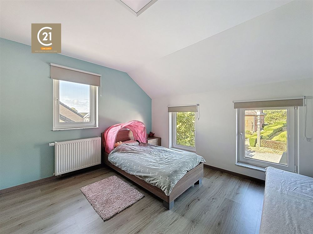 SUBLIME VILLA 4 CHAMBRES - BUREAU - GARAGE - JARDIN