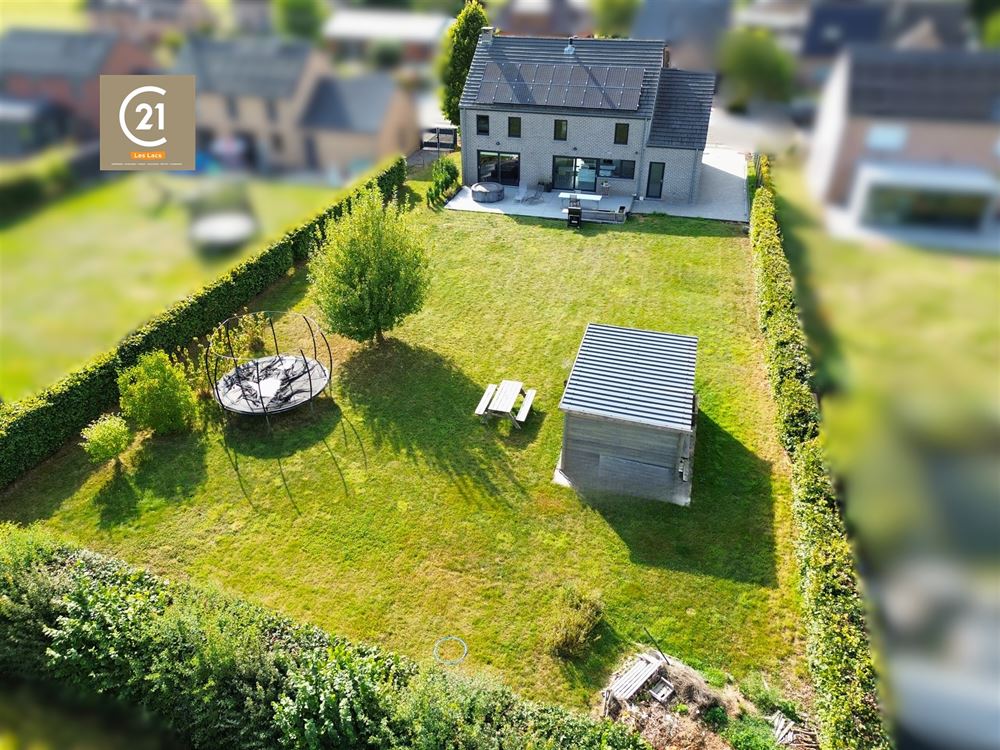 SUBLIME VILLA 4 CHAMBRES - BUREAU - GARAGE - JARDIN