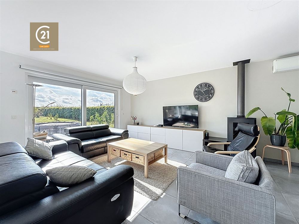 SUBLIME VILLA 4 CHAMBRES - BUREAU - GARAGE - JARDIN