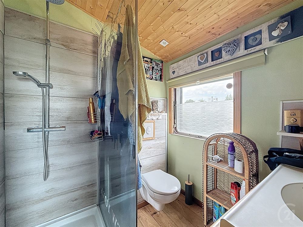 JOLI CHALET 2 CHAMBRES RÉCEMMENT RÉNOVÉ