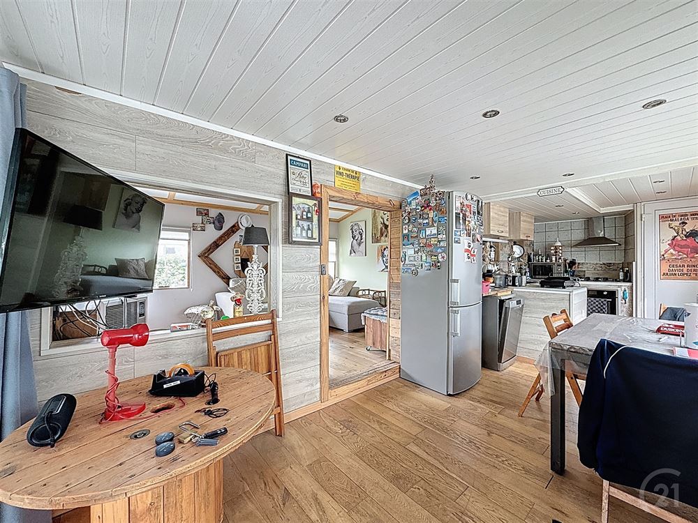 JOLI CHALET 2 CHAMBRES RÉCEMMENT RÉNOVÉ