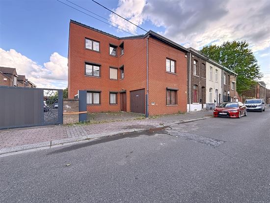 MAISON - 4 CHAMBRES - GARAGE - JARDIN