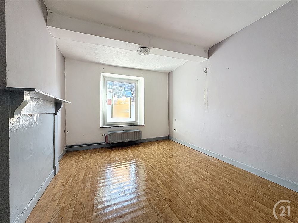 MAISON 4 CHAMBRES - TERRASSE - GRENIER AMENAGEABLE