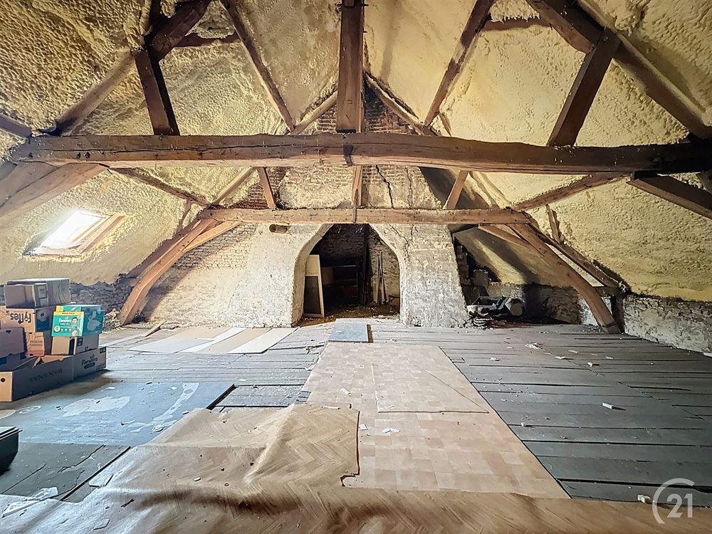 MAISON 4 CHAMBRES - TERRASSE - GRENIER AMENAGEABLE