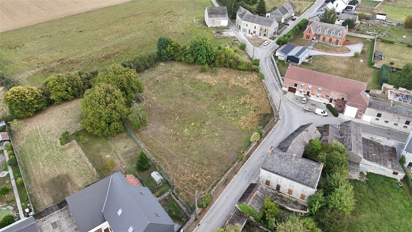 SUPERBE TERRAIN A BATIR