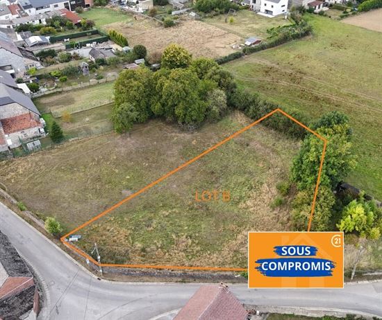 SUPERBE TERRAIN A BATIR