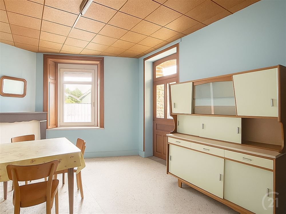 JOLIE MAISON EN PIERRE DU PAYS - JARDIN - GARAGE