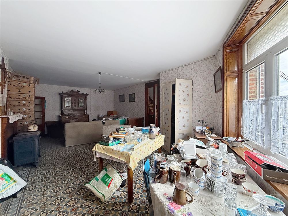JOLIE MAISON EN PIERRE DU PAYS - JARDIN - GARAGE