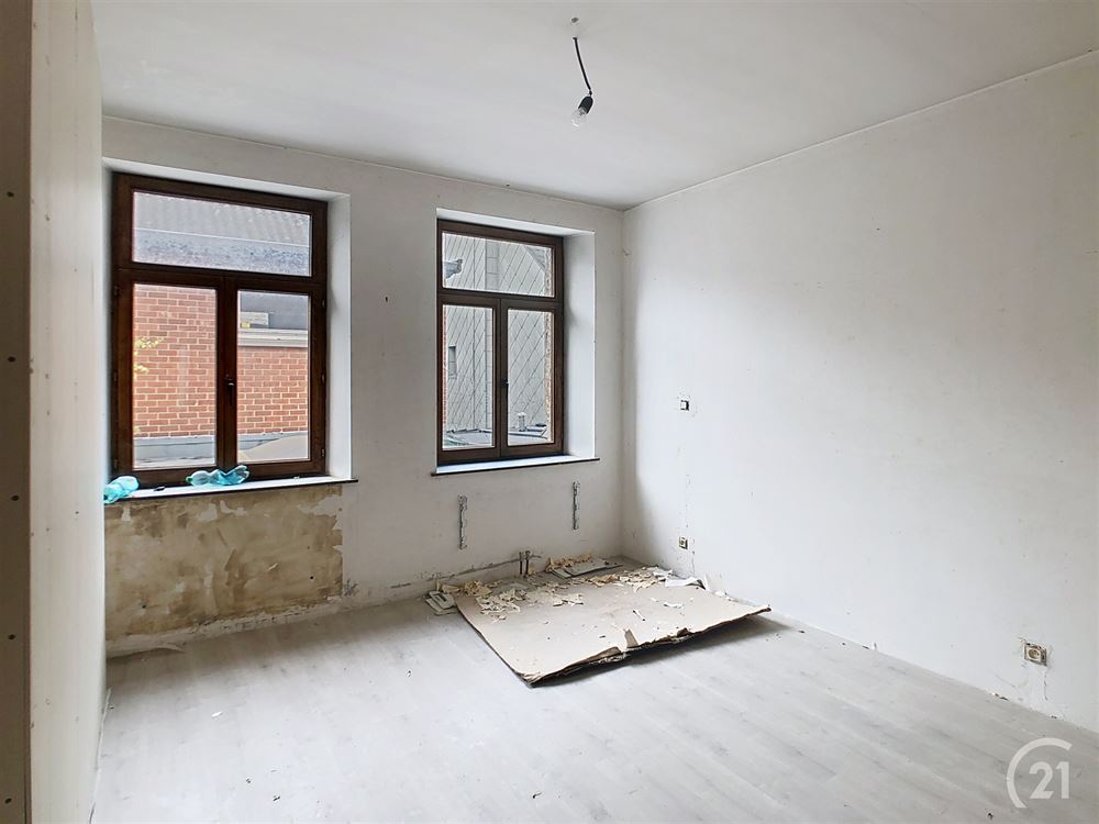 Maison à usage commercial