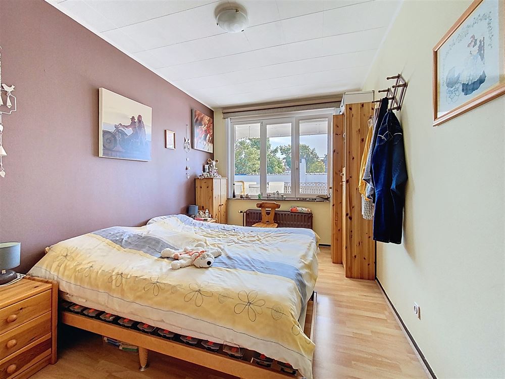 APPARTEMENT + GARAGE + ENTREPOTS