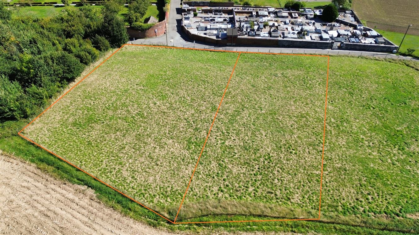 Presles – Terrain à bâtir de 21a 49ca