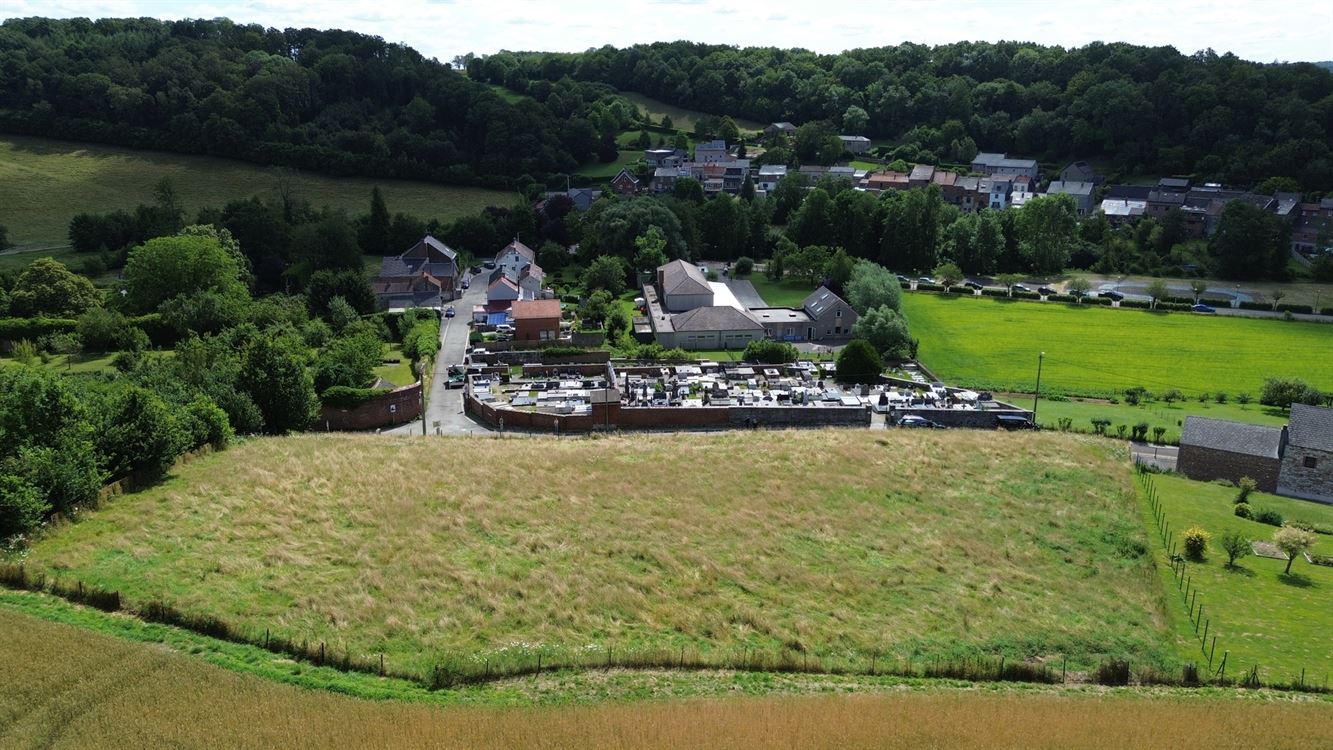 Presles – Terrain à bâtir de 21a 49ca