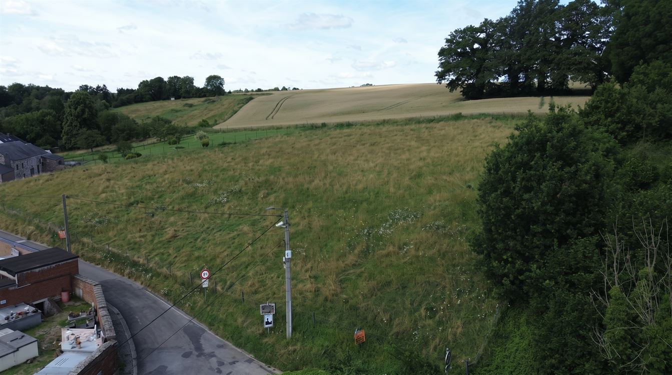 Presles – Terrain à bâtir de 21a 49ca