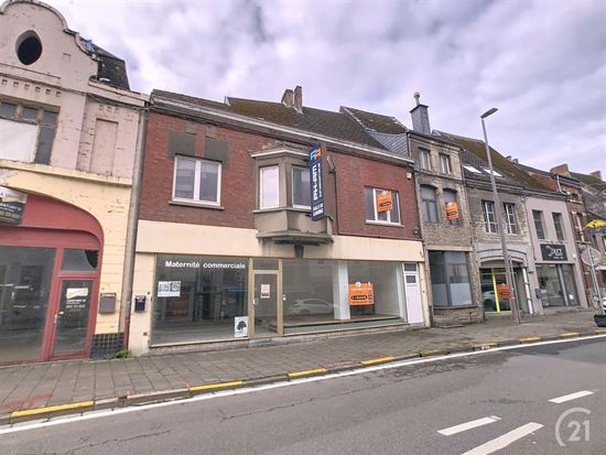 Maison à usage commercial