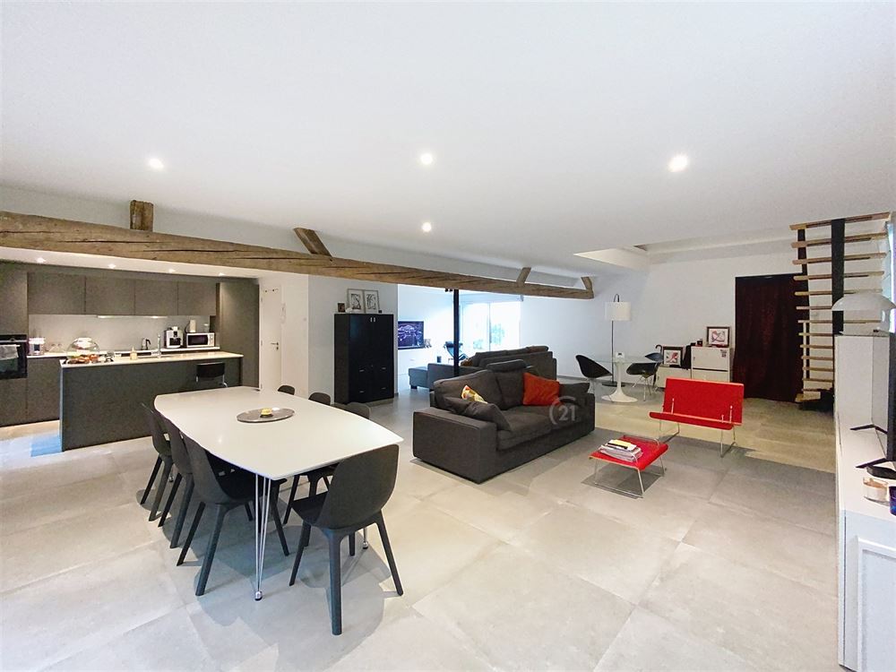 Duplex d’exception à Gerpinnes – plus de 207 m² habitables