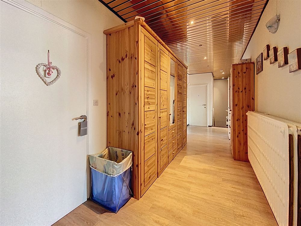 APPARTEMENT + GARAGE + ENTREPOTS