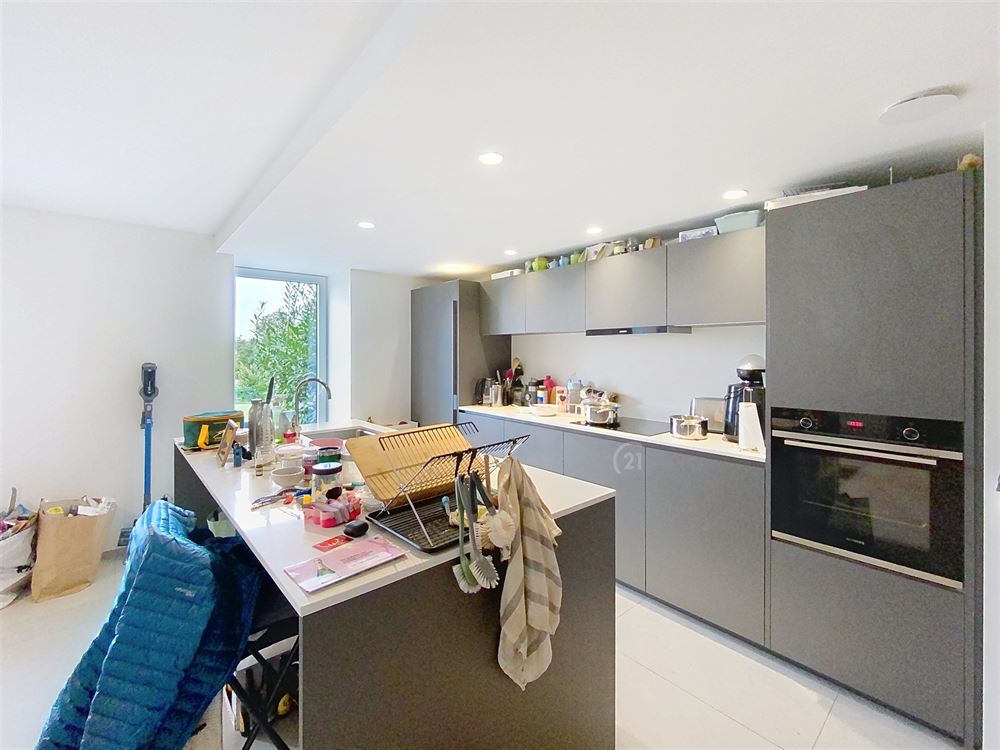 Maison 2 façades d’exception – 251 m² habitables – Ferme en carré rénovée à Gerpinnes