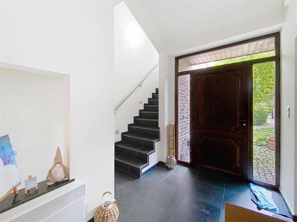 Villa d’exception avec piscine et annexe – Gerpinnes