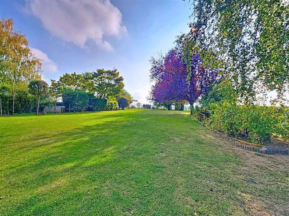 MAGNIFIQUE MAISON - 4 FACADES - JARDIN - 4 CH