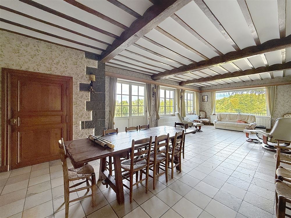 CHARMANTE MAISON 3 FAÇADES - 3 CHAMBRES - TERRASSE