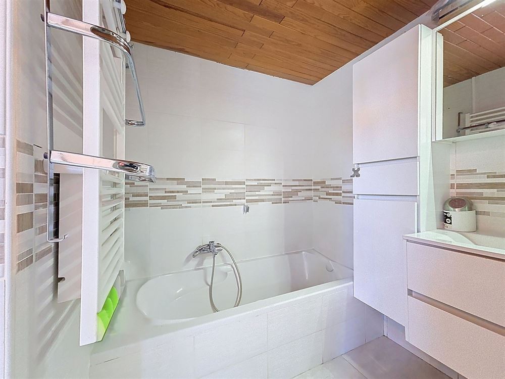 MAGNIFIQUE MAISON - 4 FACADES - JARDIN - 4 CH