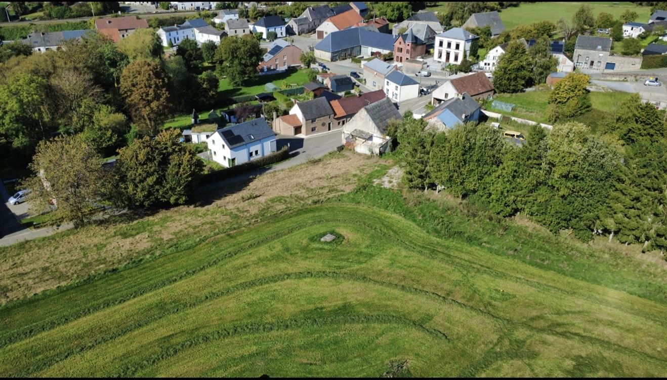 MAGNIFIQUE TERRAIN A BÂTIR - 15,7 M DE FACADE