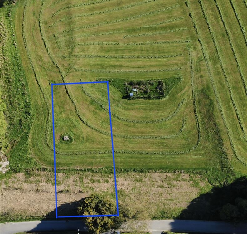 MAGNIFIQUE TERRAIN A BÂTIR - 15,7 M DE FACADE