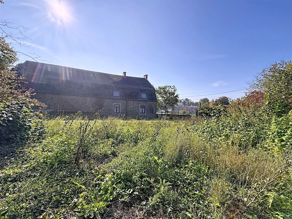 MAISON - 5 CHAMBRES - JARDIN