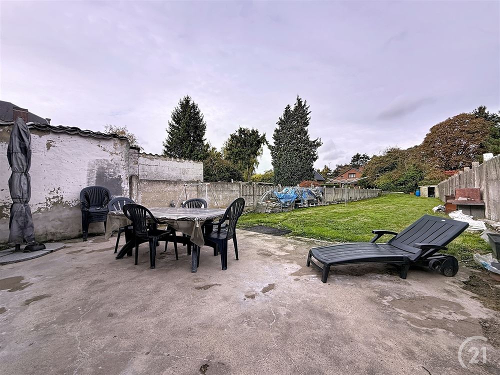 BELLE MAISON 3 CHAMBRES - JARDIN